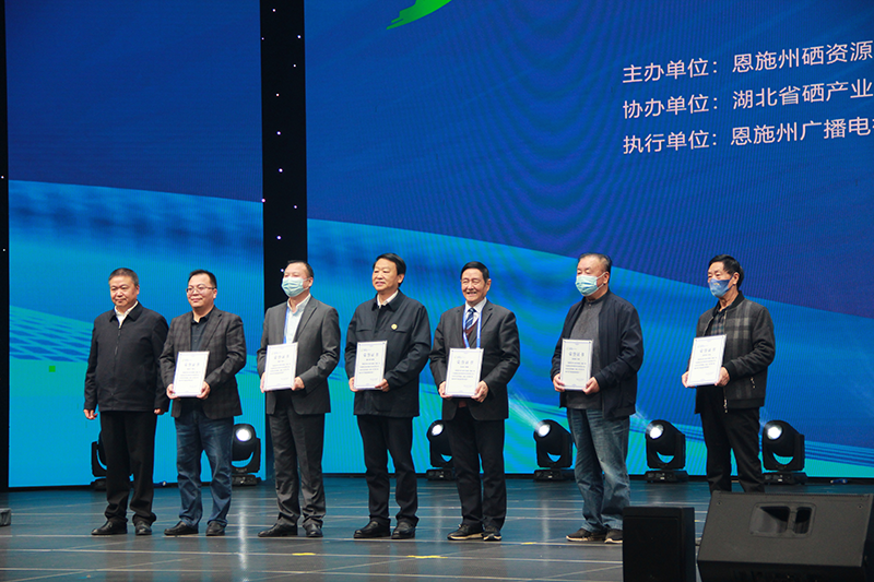 1669088749926.png 图片3.png